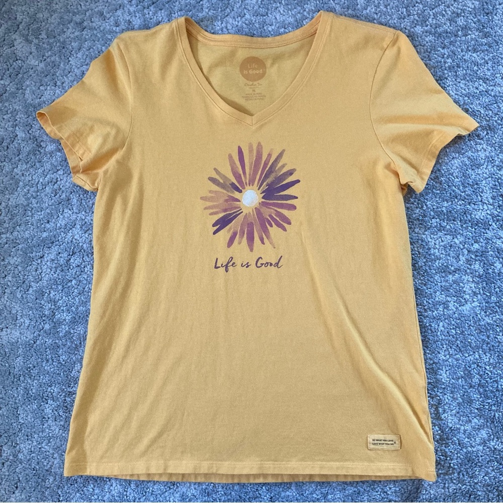 Life Is Good Women's Sunflower Yellow Tee size M 100% cotton